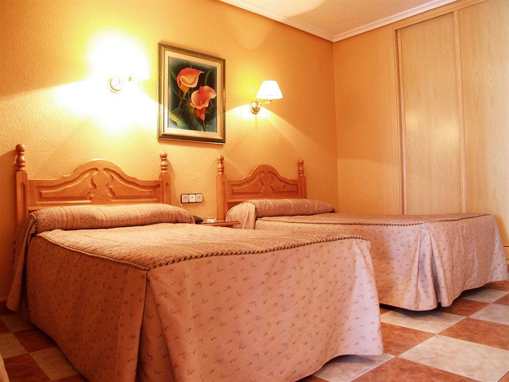 Hotel Salvador Bailen Ngoại thất bức ảnh