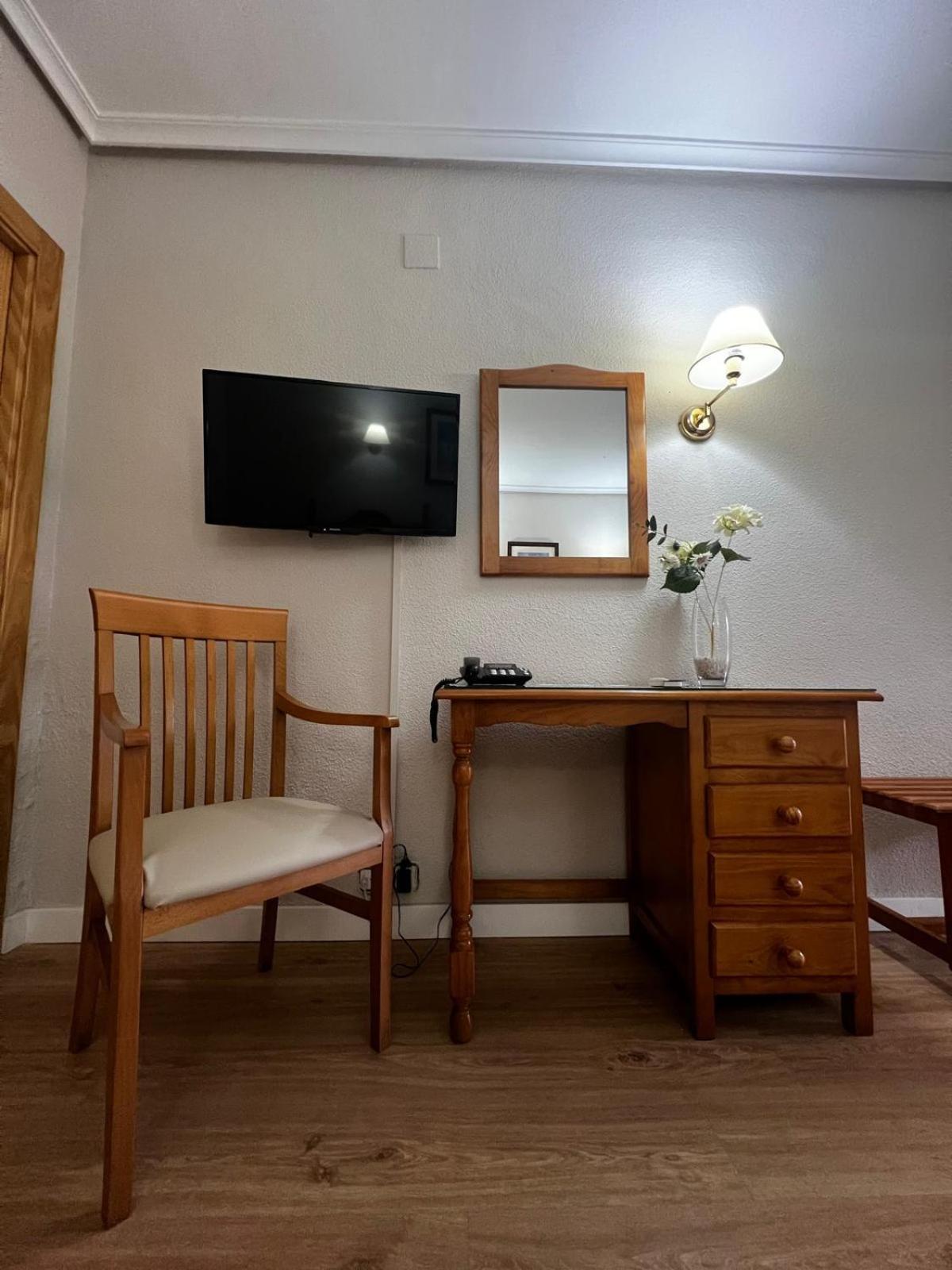 Hotel Salvador Bailen Ngoại thất bức ảnh