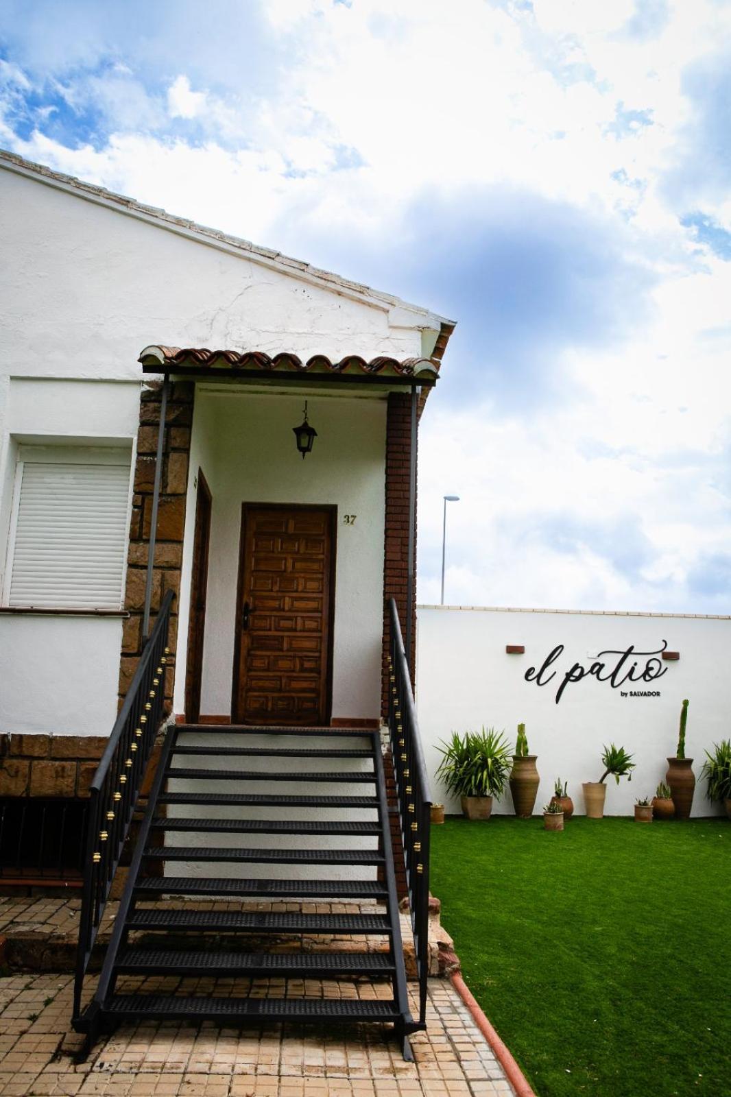 Hotel Salvador Bailen Ngoại thất bức ảnh