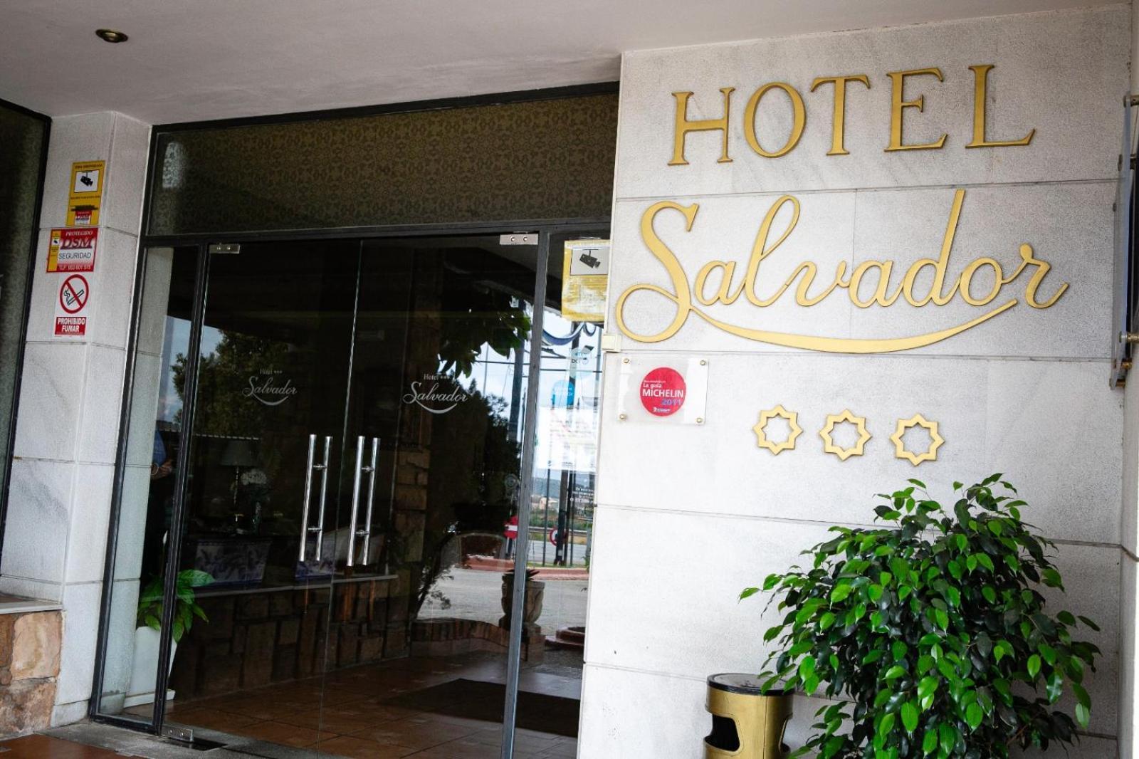 Hotel Salvador Bailen Ngoại thất bức ảnh