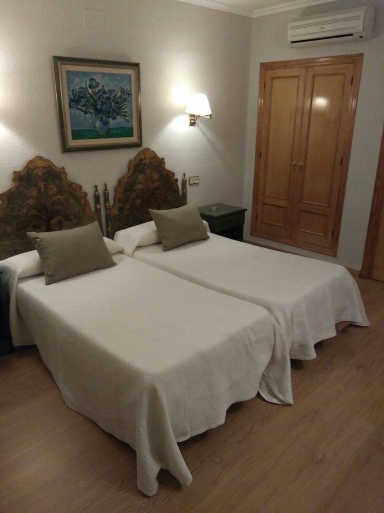 Hotel Salvador Bailen Ngoại thất bức ảnh