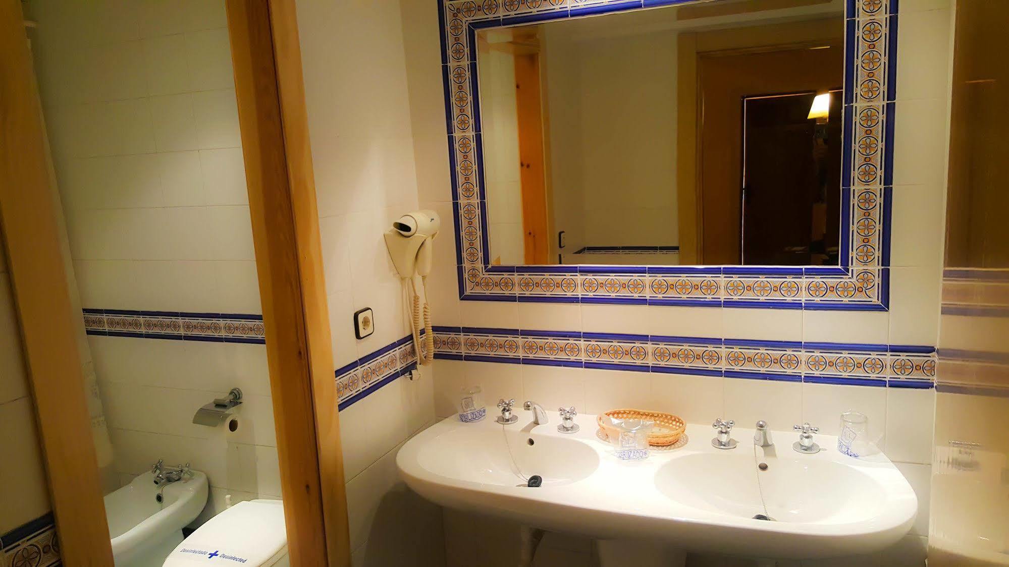 Hotel Salvador Bailen Ngoại thất bức ảnh
